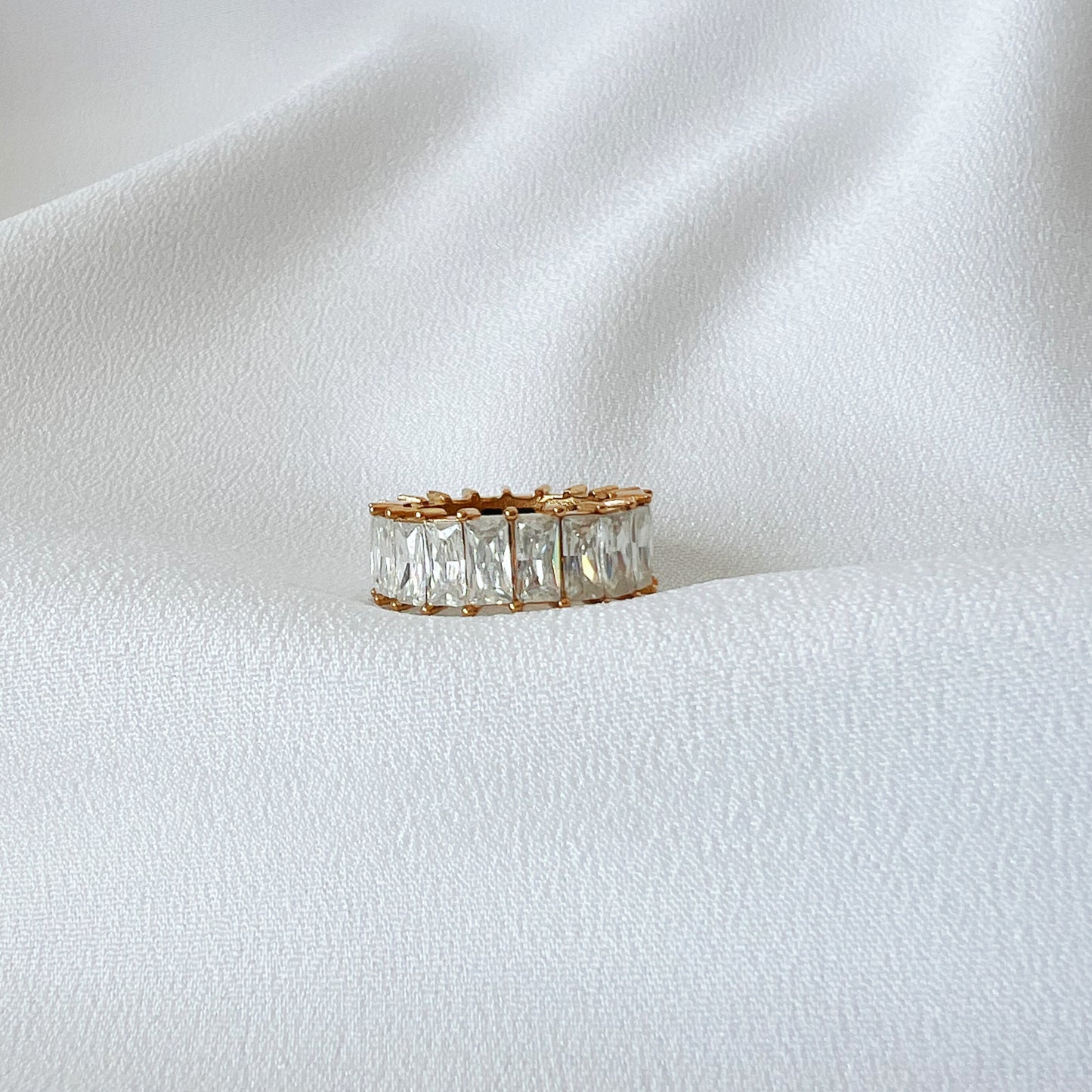 Angela Ring