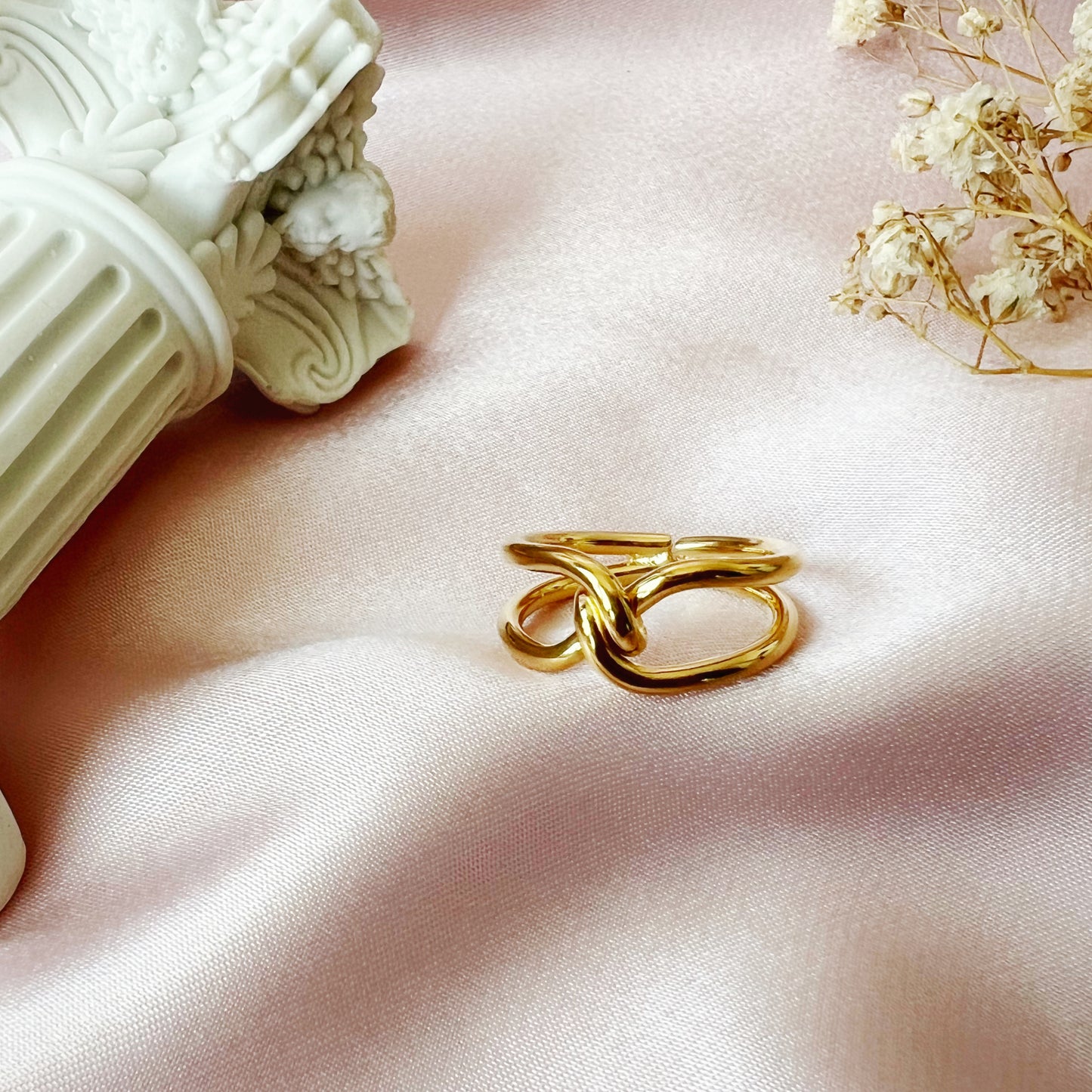 Chloe Ring