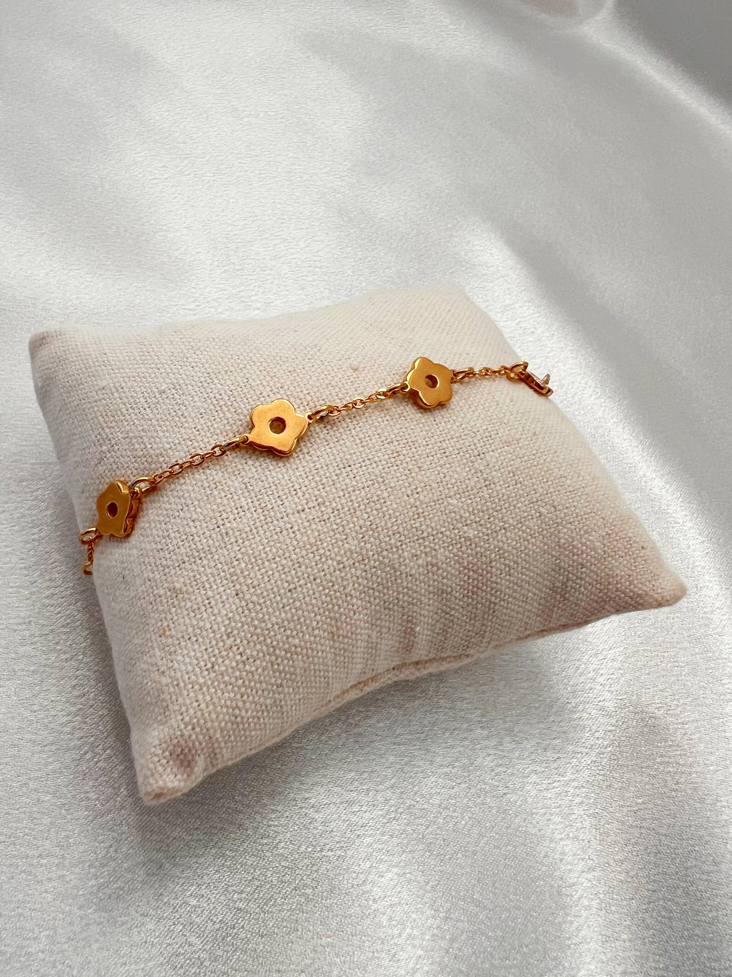 Lyn Bracelet