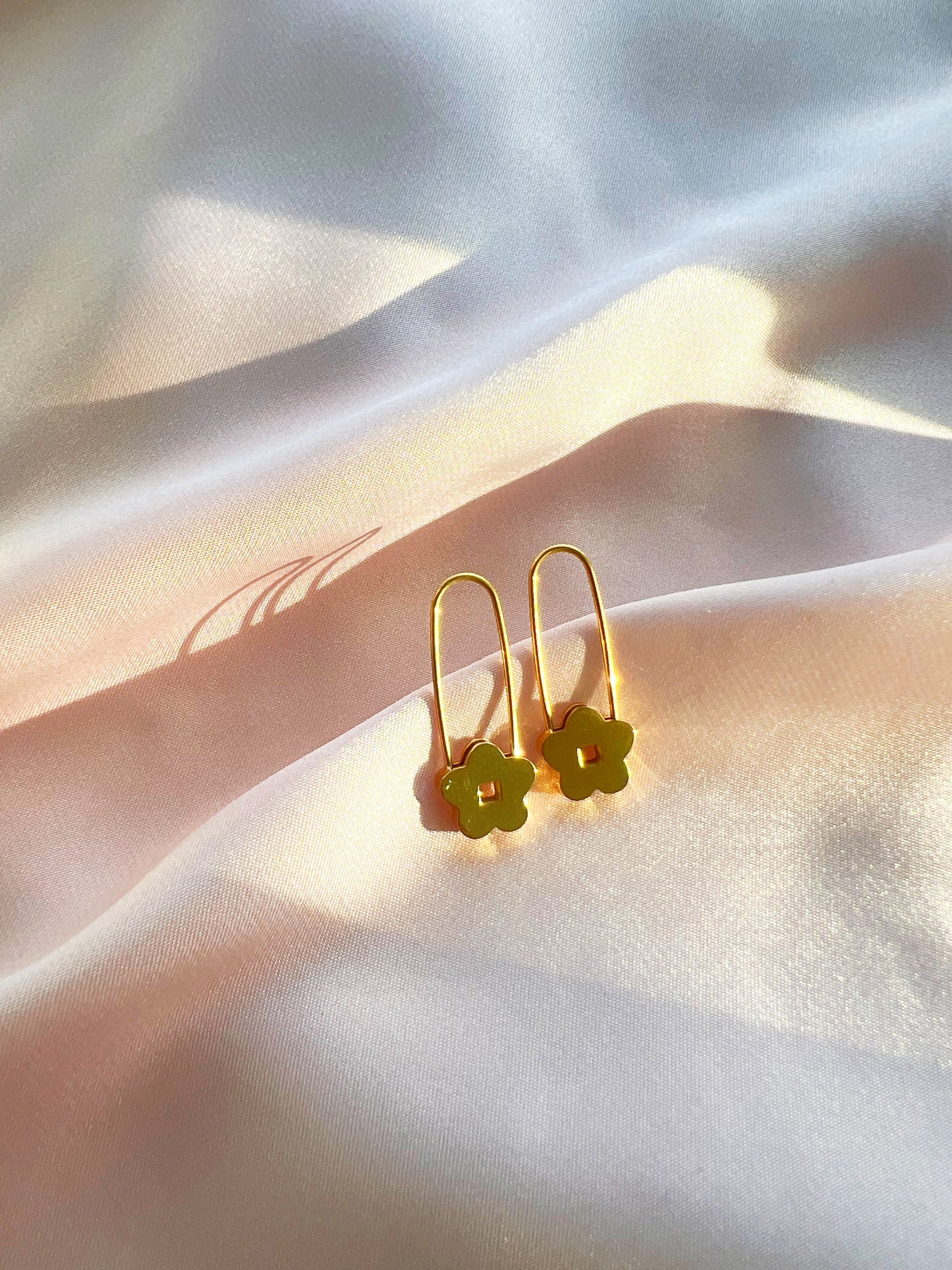 Lyn Pin Earrings