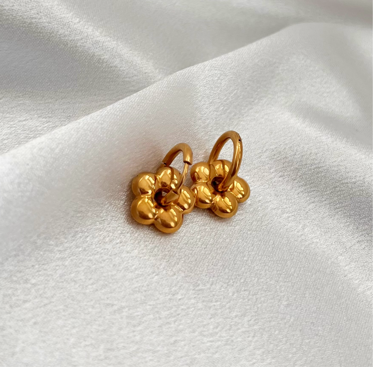 Mely Earrings