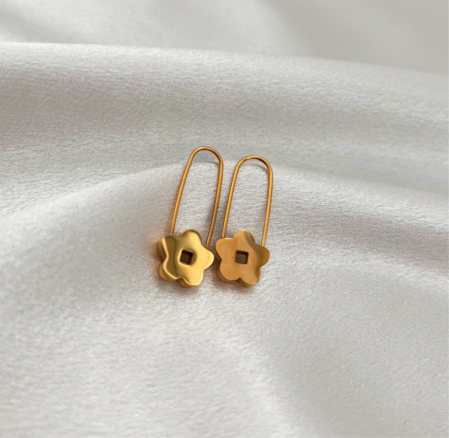 Lyn Pin Earrings
