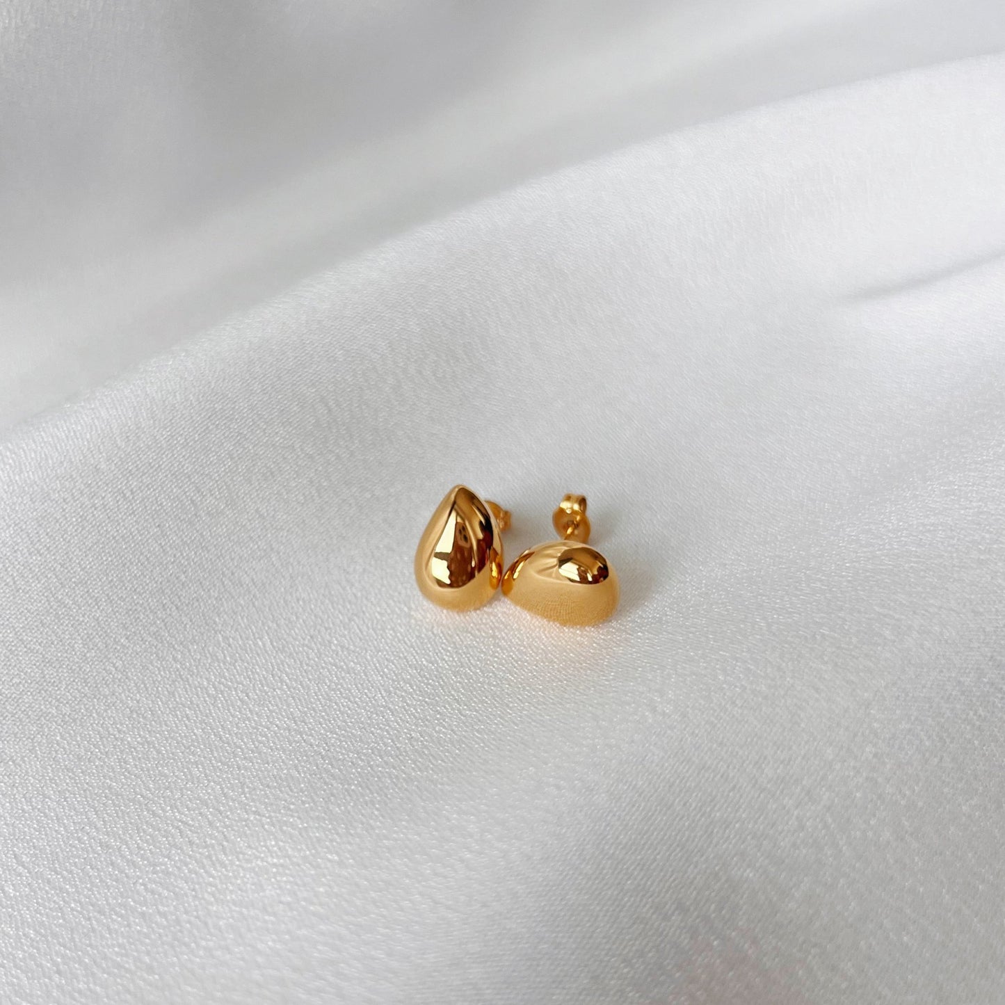 Zora Stud Earrings